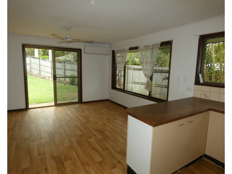 4 Kiyung Court, Ocean Shores NSW 2483
