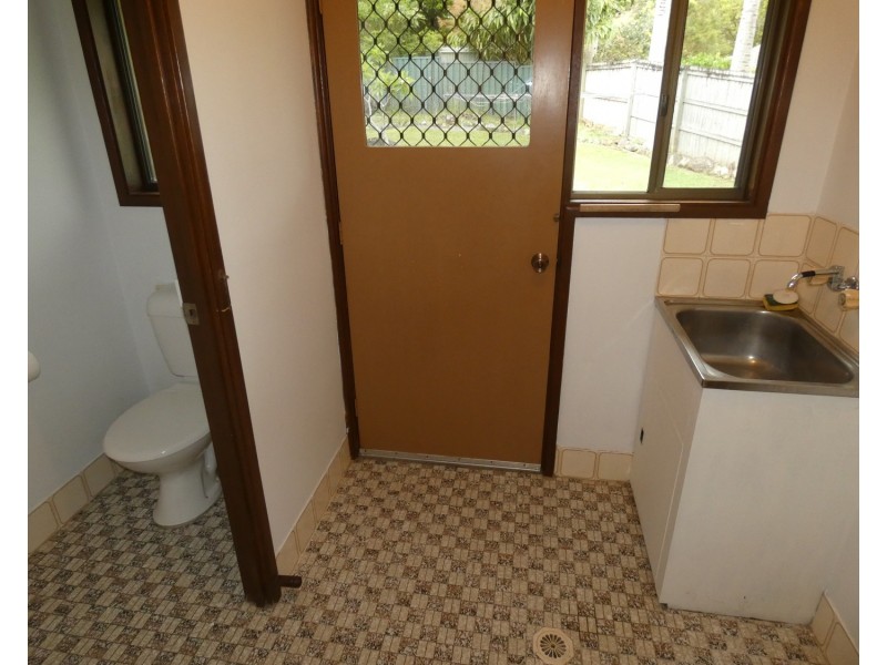 4 Kiyung Court, Ocean Shores NSW 2483