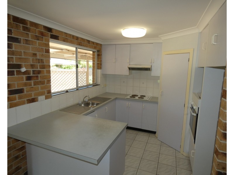 1/40 Rajah Road, Ocean Shores NSW 2483