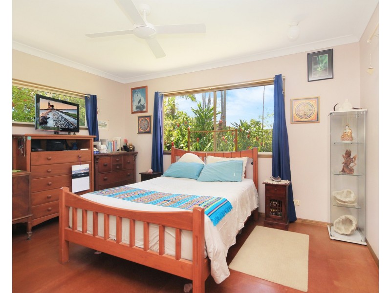 32 Hinchinbrook Road, Burringbar NSW 2483