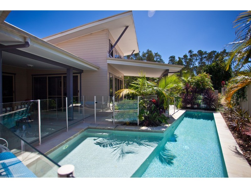 28 Mia Court, Ocean Shores NSW 2483