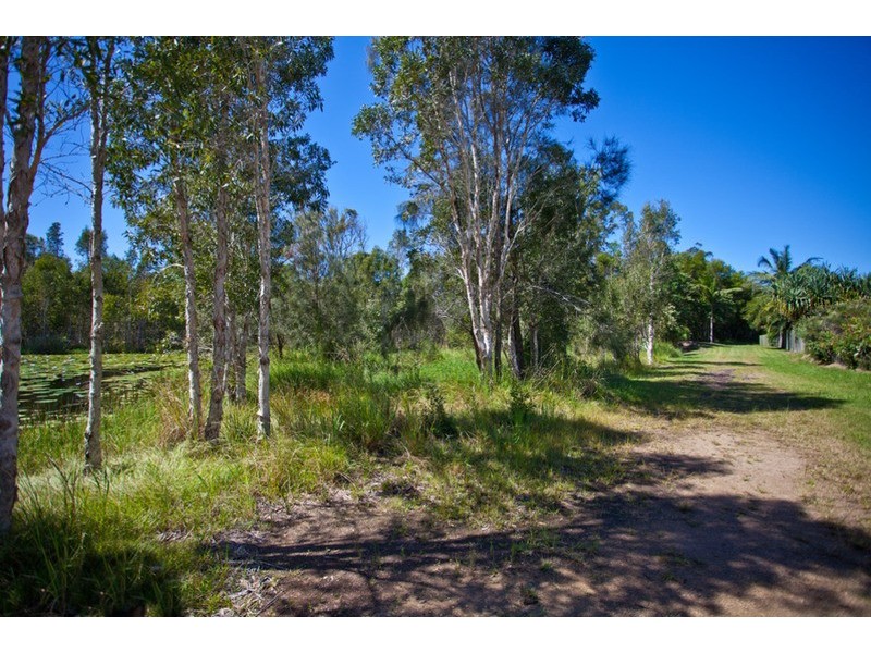 28 Mia Court, Ocean Shores NSW 2483