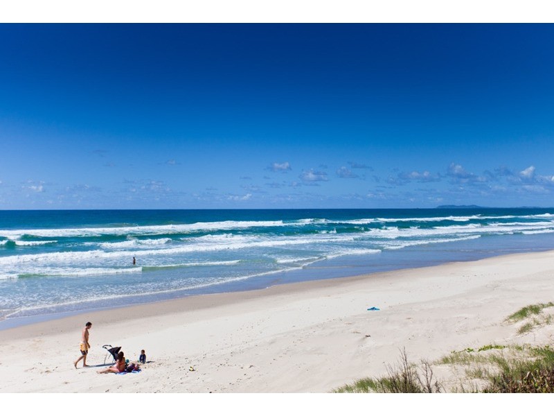28 Mia Court, Ocean Shores NSW 2483