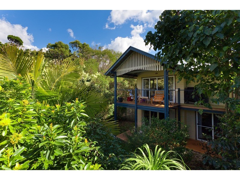 24 Muli Muli Avenue, Ocean Shores NSW 2483
