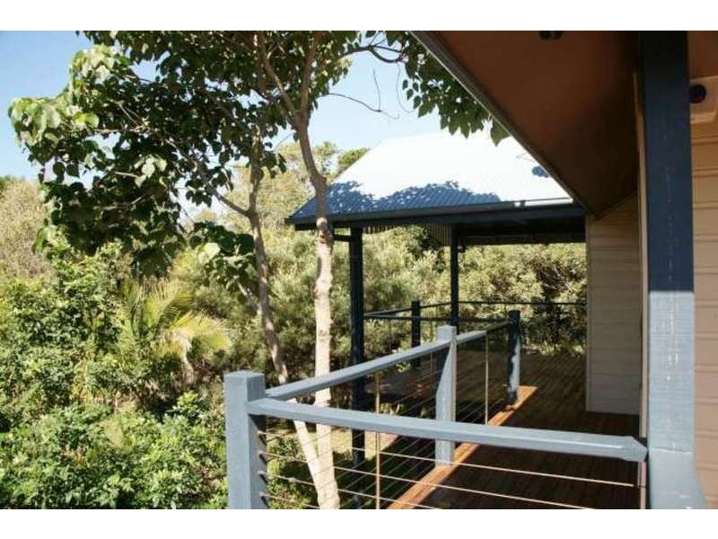 24 Muli Muli Avenue, Ocean Shores NSW 2483