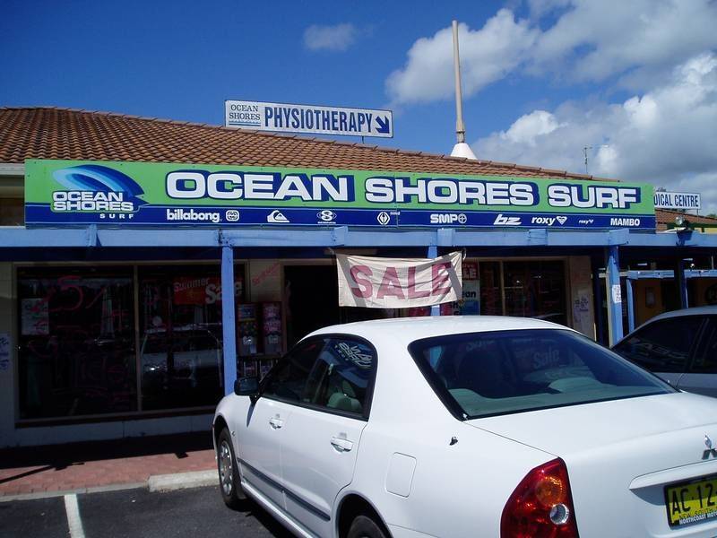2 Rajah Road, Ocean Shores NSW 2483