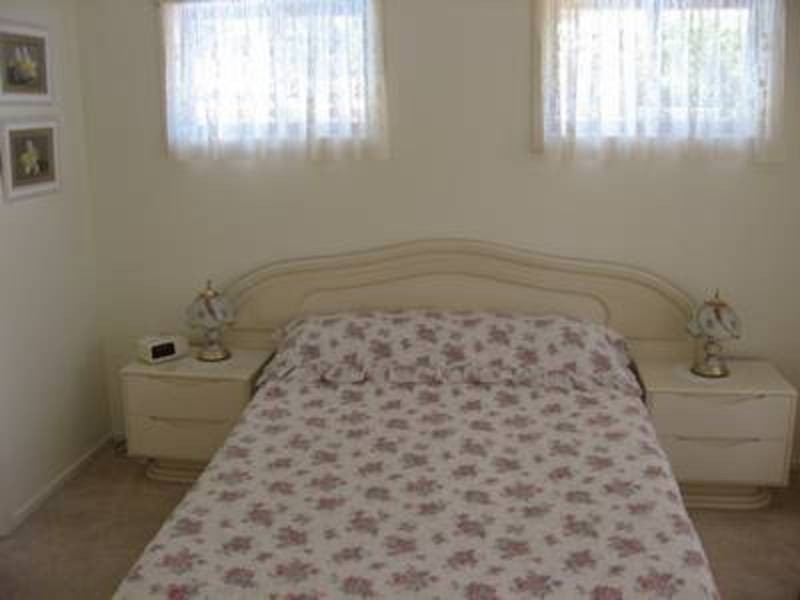 8 Larelar Court, Ocean Shores NSW 2483