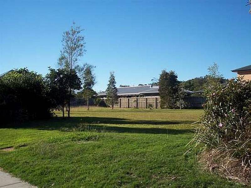 19 Rangal Road, Ocean Shores NSW 2483