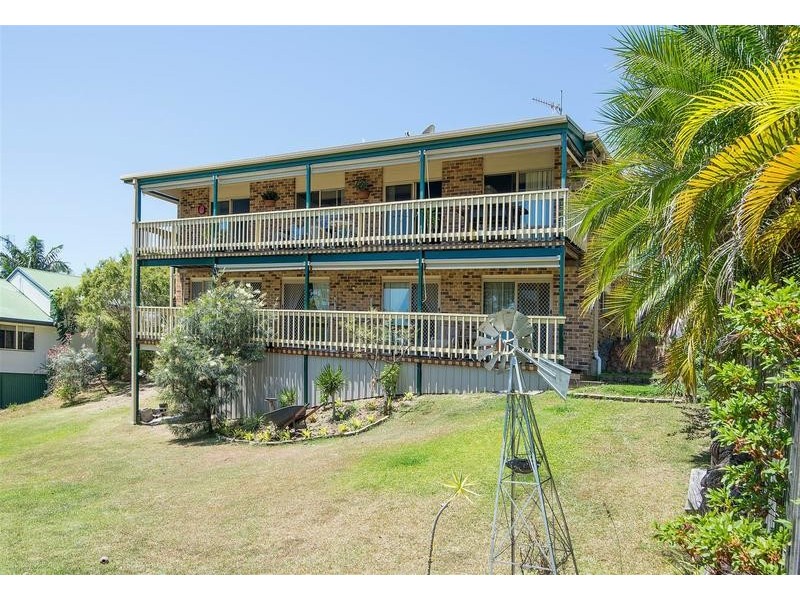 29 Warrambool Road, Ocean Shores NSW 2483