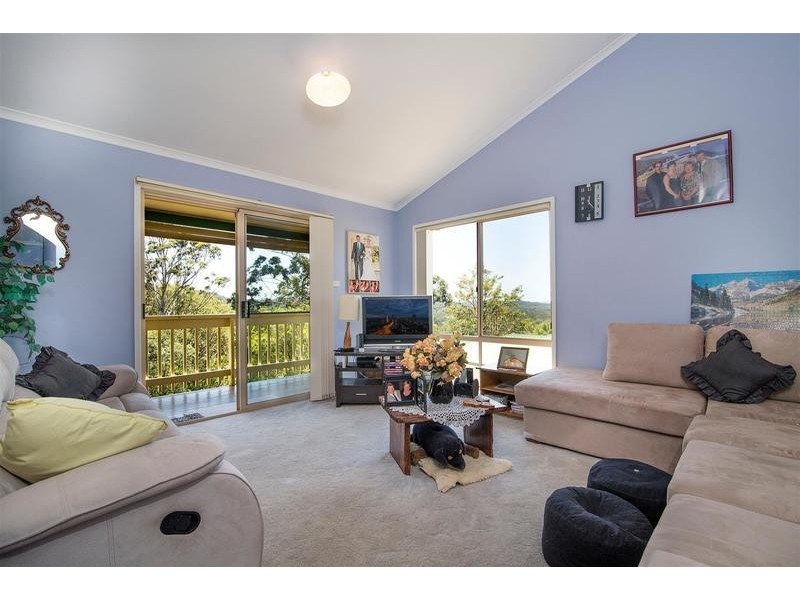 29 Warrambool Road, Ocean Shores NSW 2483