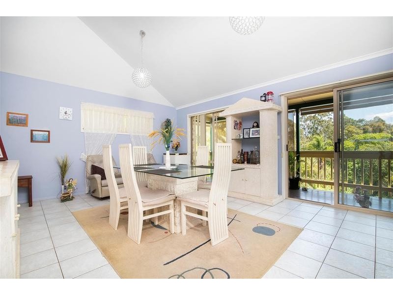 29 Warrambool Road, Ocean Shores NSW 2483