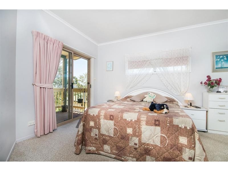 29 Warrambool Road, Ocean Shores NSW 2483