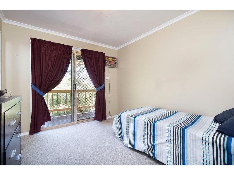 29 Warrambool Road, Ocean Shores NSW 2483