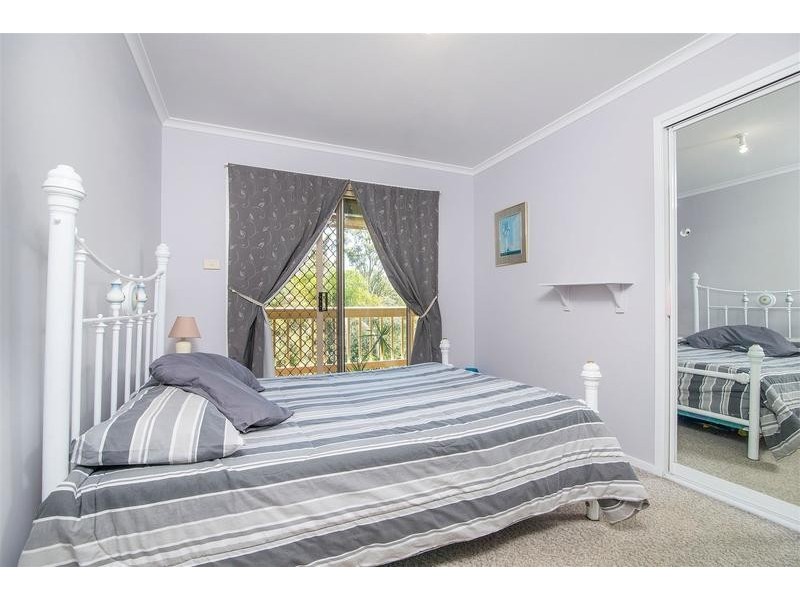 29 Warrambool Road, Ocean Shores NSW 2483