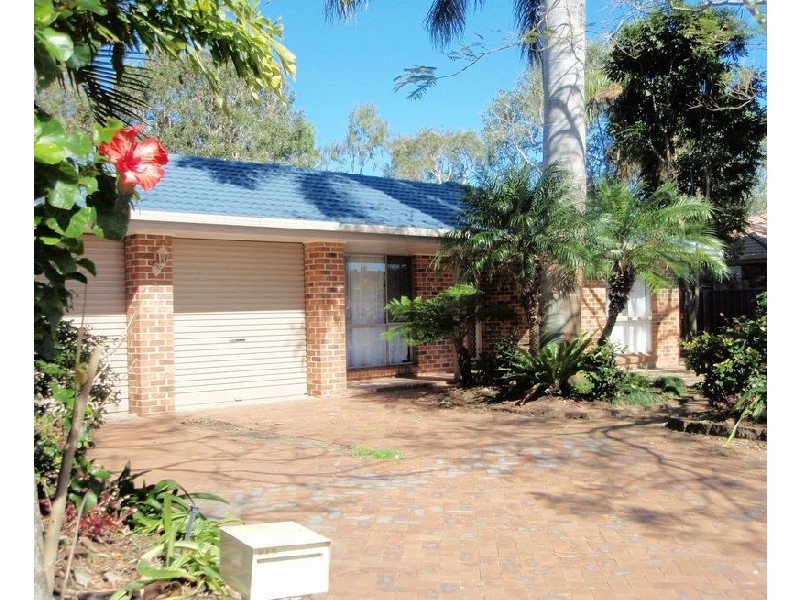 6 Kallaroo Circuit, Ocean Shores NSW 2483