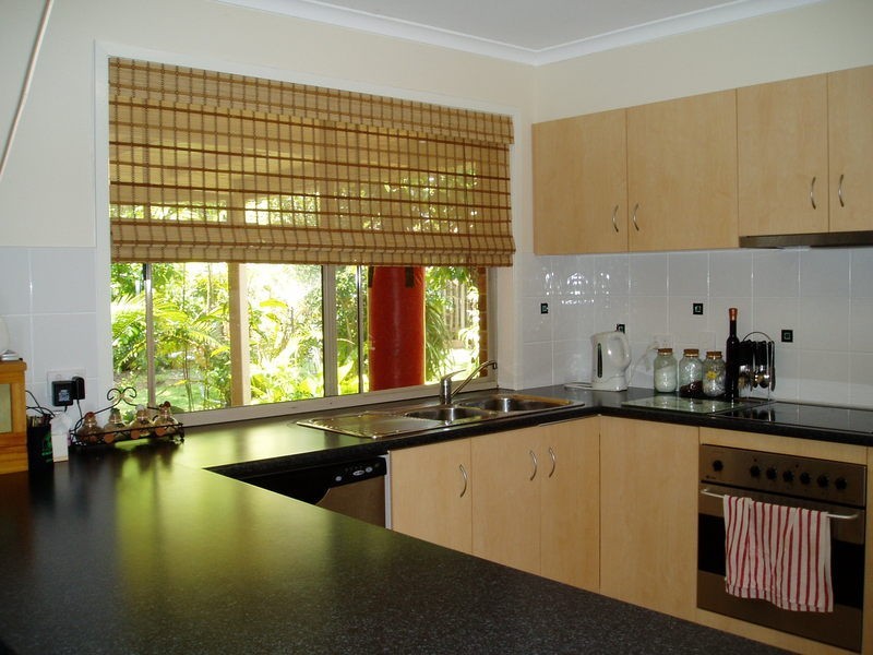 6 Kallaroo Circuit, Ocean Shores NSW 2483
