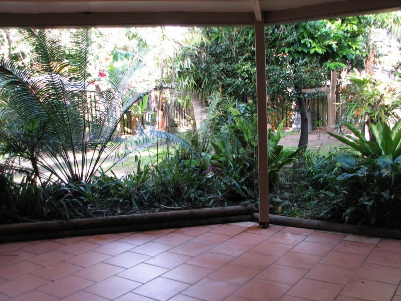 6 Kallaroo Circuit, Ocean Shores NSW 2483