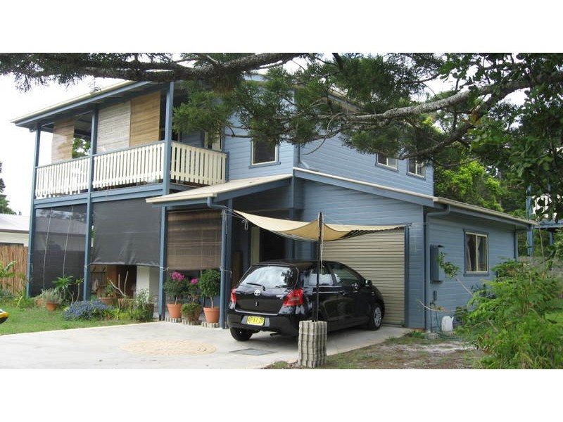 1/11 Boondoon Crescent, Ocean Shores NSW 2483