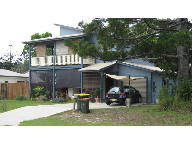 1/11 Boondoon Crescent, Ocean Shores NSW 2483