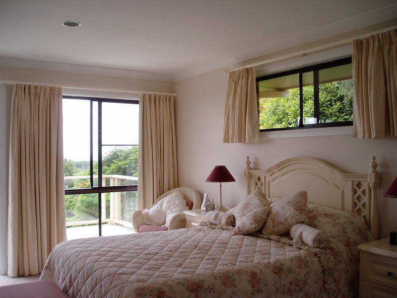 12 Jarrah Crescent, Ocean Shores NSW 2483