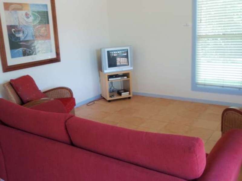 22 Muli Muli Avenue, Ocean Shores NSW 2483