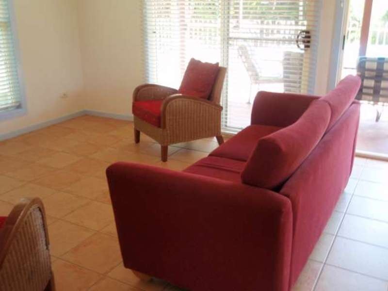 22 Muli Muli Avenue, Ocean Shores NSW 2483