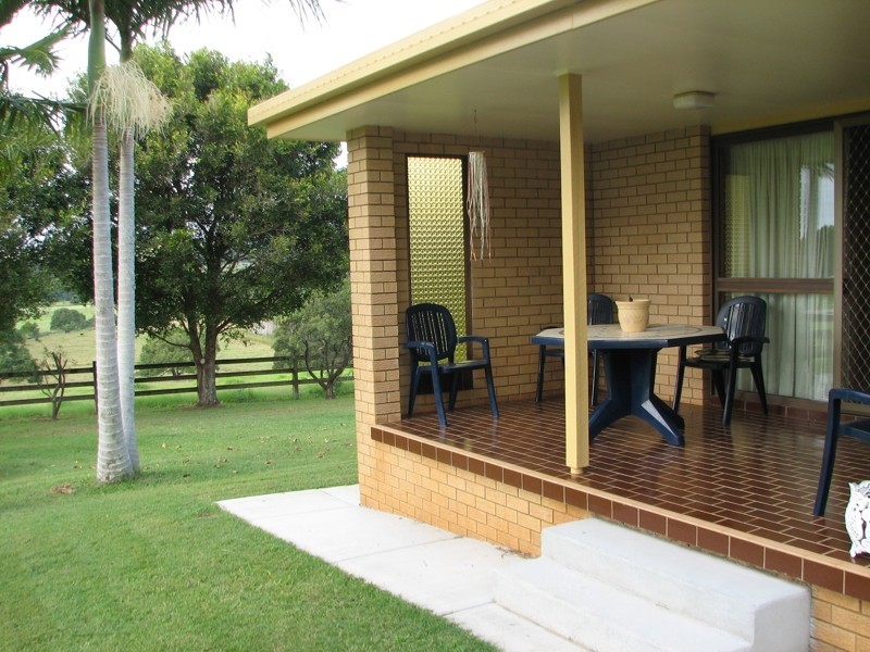 215 Tyagarah Road, Myocum NSW 2481