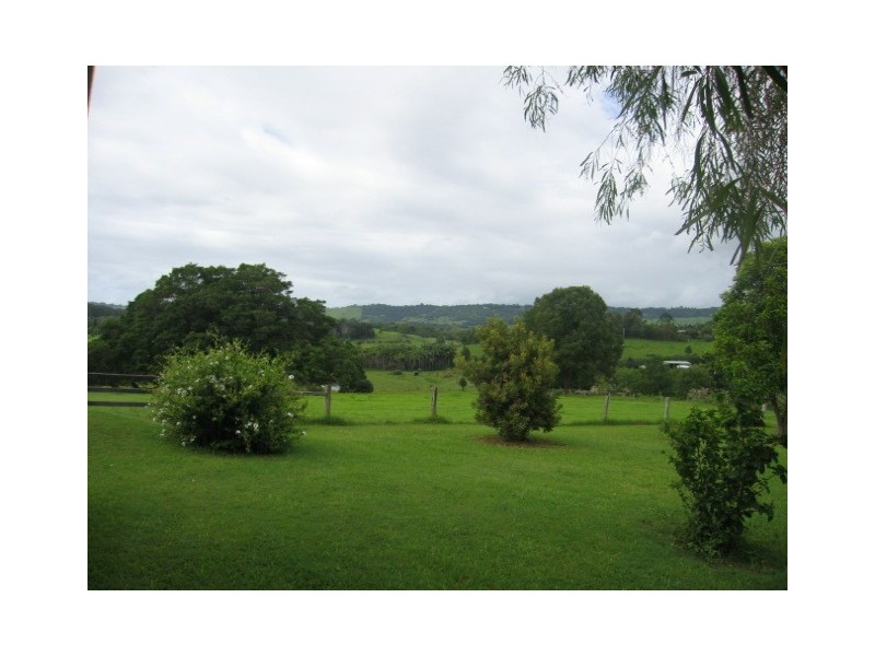 215 Tyagarah Road, Myocum NSW 2481