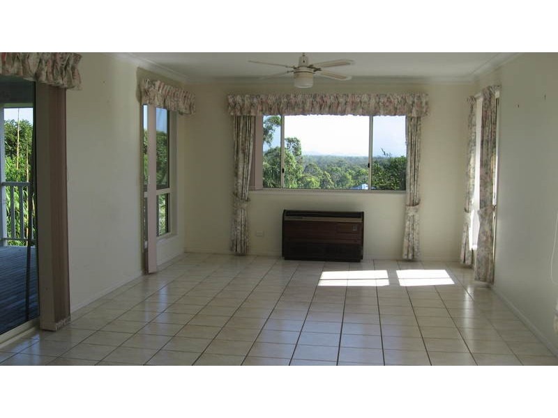 13 Bulgoon Crescent, Ocean Shores NSW 2483