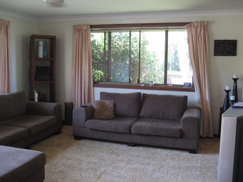 5 Wahlooga Way, Ocean Shores NSW 2483