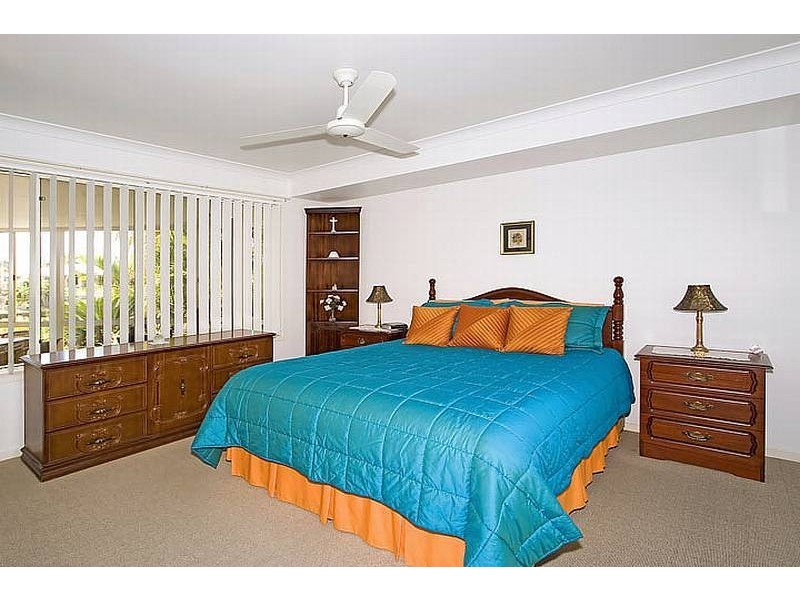 161 Shara Boulevard, Ocean Shores NSW 2483