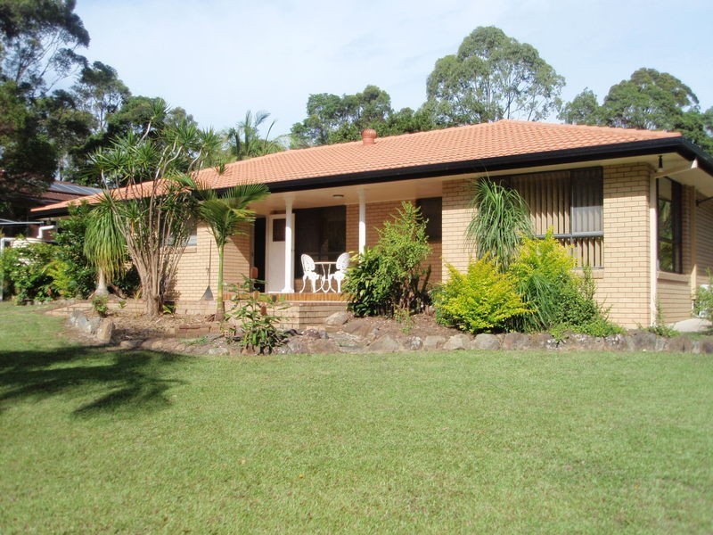 35 Matong Drive, Ocean Shores NSW 2483