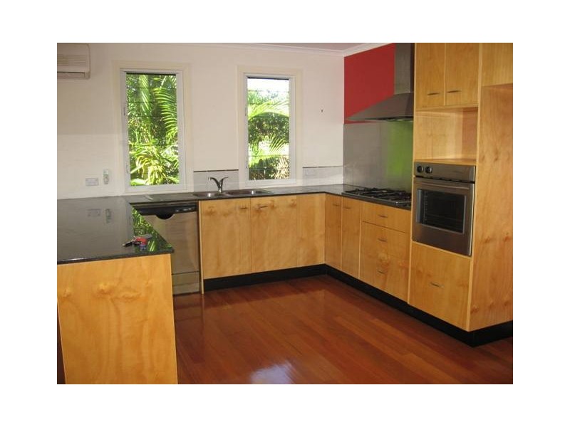 17 Mia Court, Ocean Shores NSW 2483