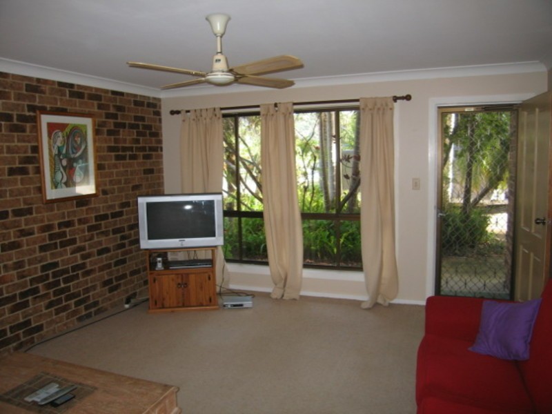 3/6 Durroon Court, Ocean Shores NSW 2483