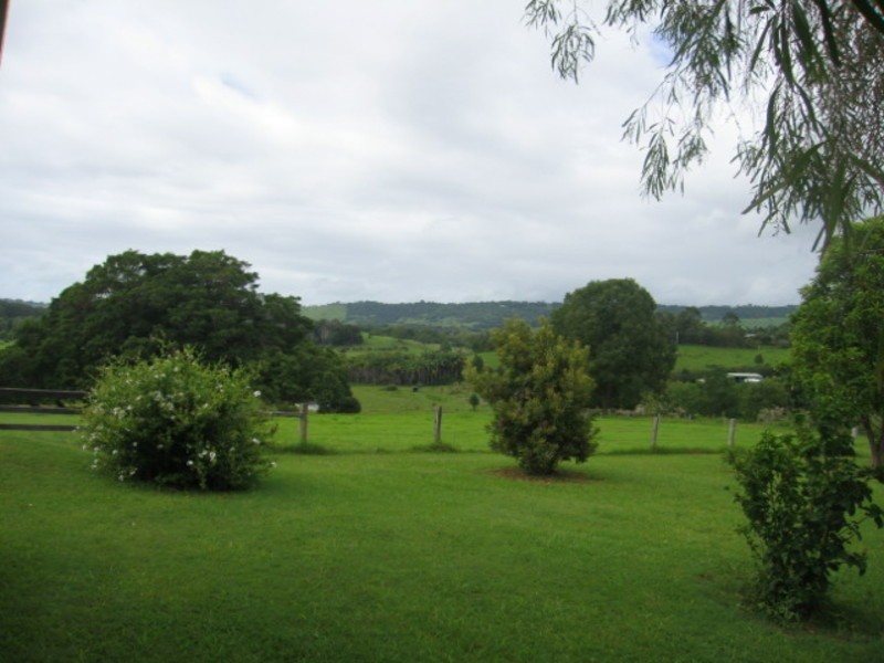 215 Tyagarah Road, Myocum NSW 2481