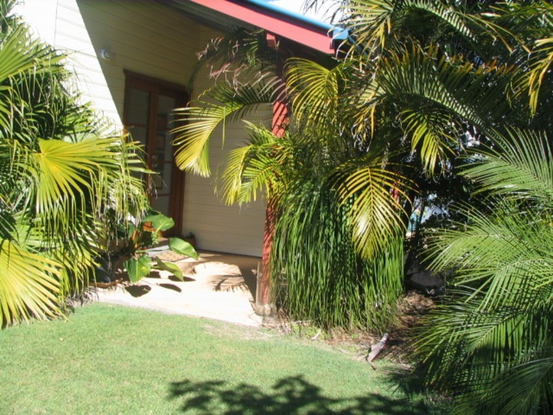 13 Muli Muli Avenue, Ocean Shores NSW 2483