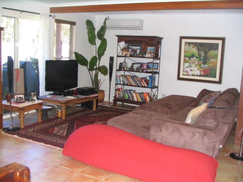 13 Muli Muli Avenue, Ocean Shores NSW 2483