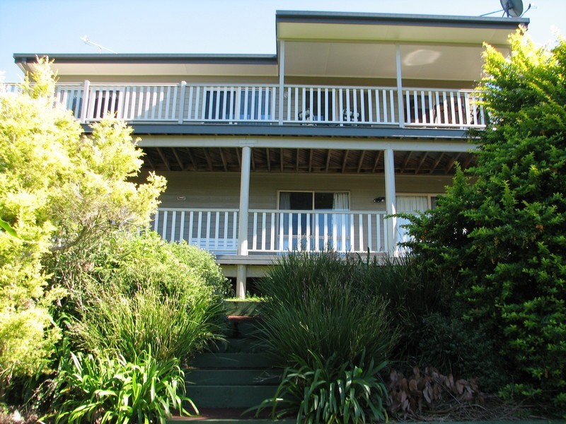 10 Warrambool Road, Ocean Shores NSW 2483