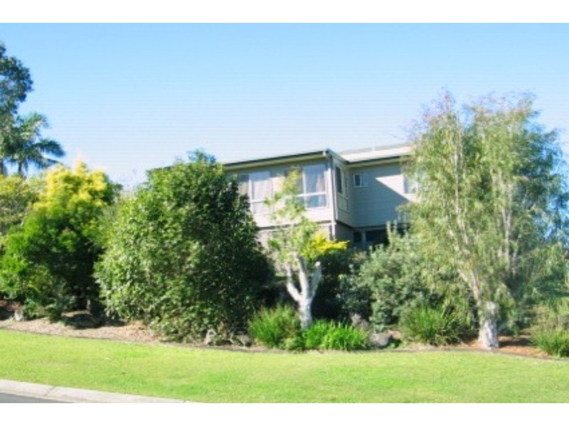 10 Warrambool Road, Ocean Shores NSW 2483