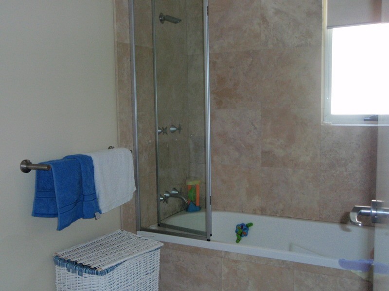 4/6-8  Halyard Court, Ocean Shores NSW 2483