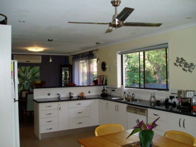 11 Larelar Court, Ocean Shores NSW 2483