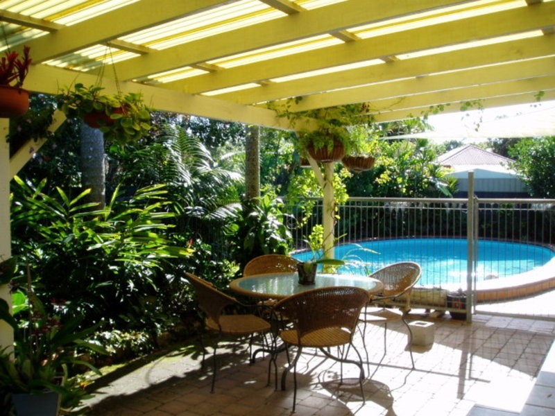 11 Larelar Court, Ocean Shores NSW 2483