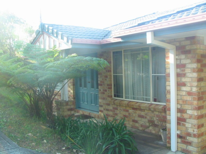 1 Ceron Court, Ocean Shores NSW 2483