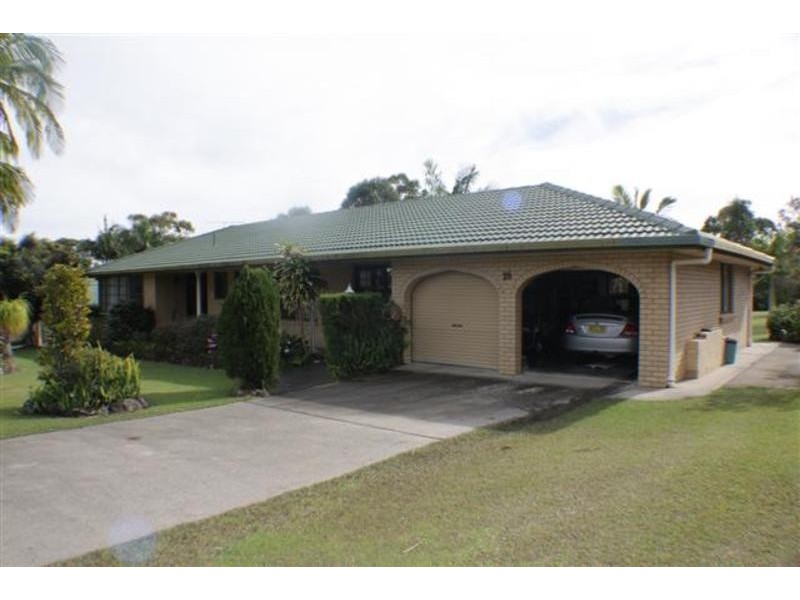28 Narooma Drive, Ocean Shores NSW 2483