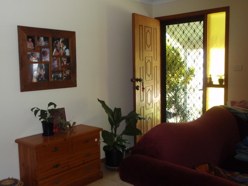 20 Tindarra Avenue, Ocean Shores NSW 2483