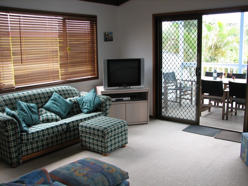 4 Pacific Esplanade, South Golden Beach NSW 2483