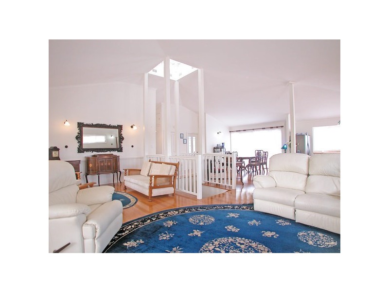 34 Mia Court, Ocean Shores NSW 2483