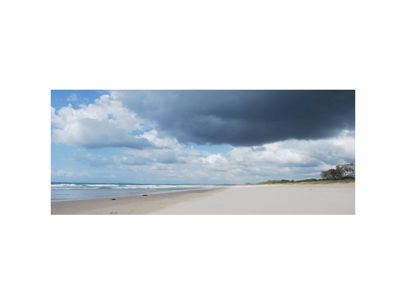 34 Mia Court, Ocean Shores NSW 2483