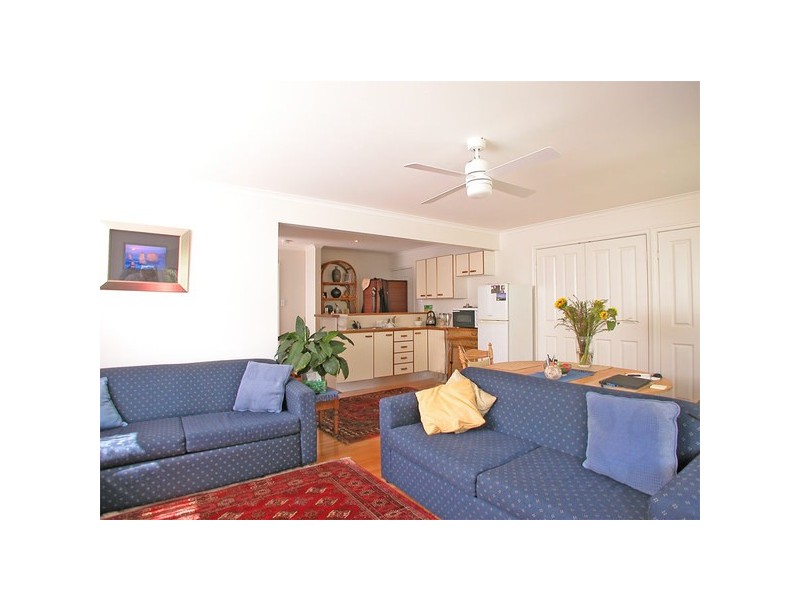 34 Mia Court, Ocean Shores NSW 2483