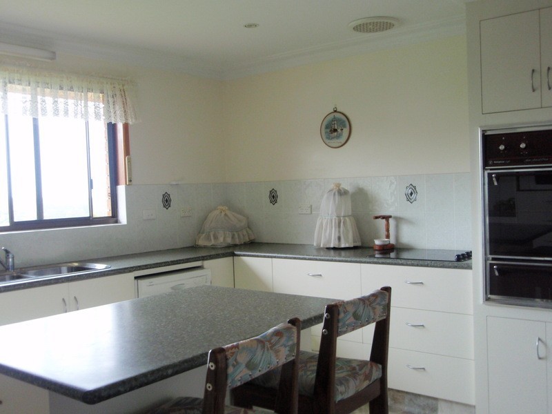 40 Yamble Drive, Ocean Shores NSW 2483